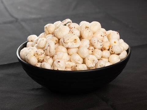 Classic Raw Makhana — 4+ Non Picked